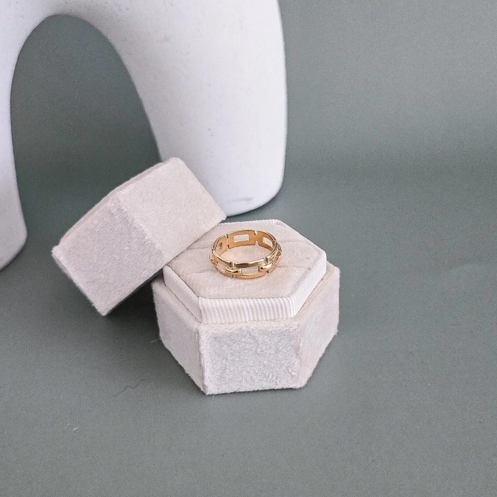 Stainless steel gold tone chain link ring new